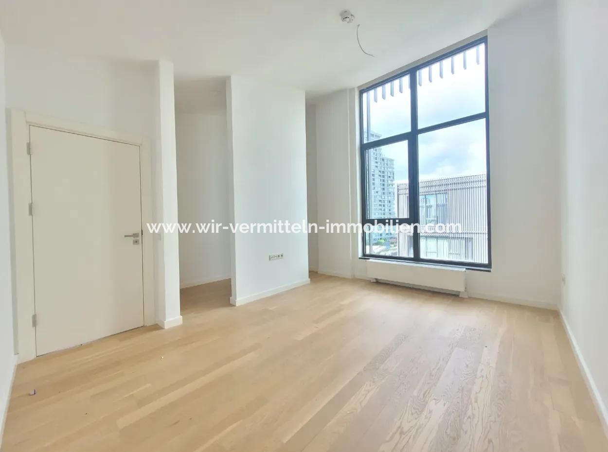 5,5+1  Maisonette-Wohnung Im 5. Stock Mit Blick Auf Die Landschaft Zum Verkauf Im İncek Loft-Komplex