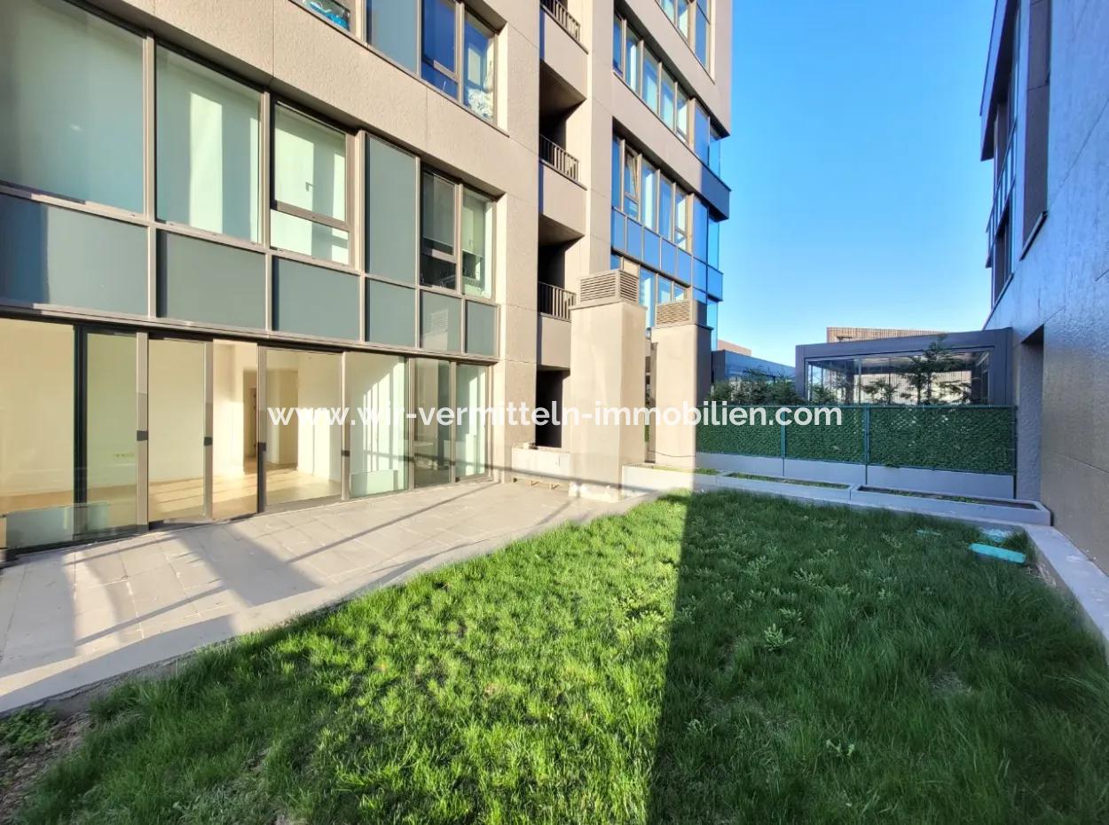 Mieterloses İncek Loft 3 1 Wohnung Im 4. Stock Mit Terrasse Zum Verkauf  In Gölbaşı / Ankara /Türkei