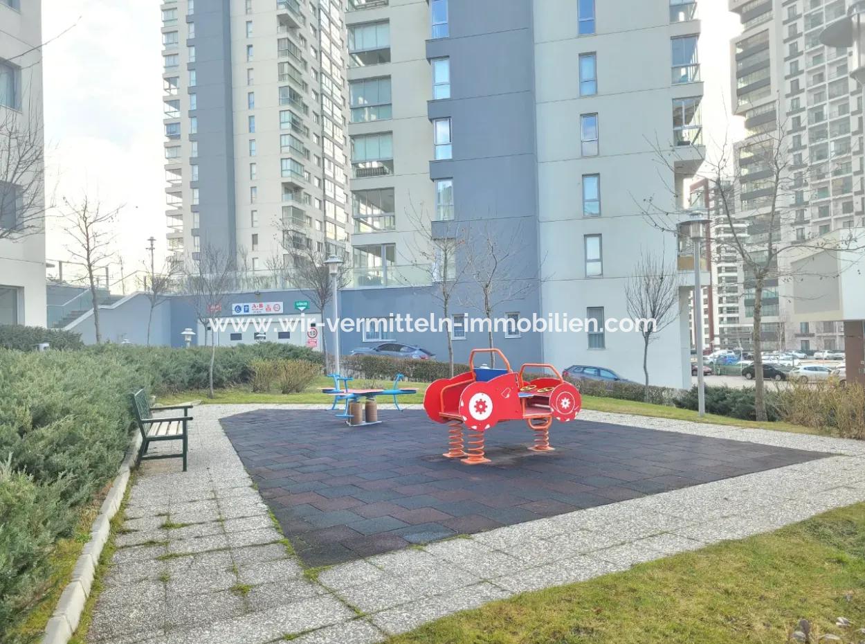 4+1 207 M² Wohnung Mit Seeblick Zum Verkauf Im Vacant İncek Nata