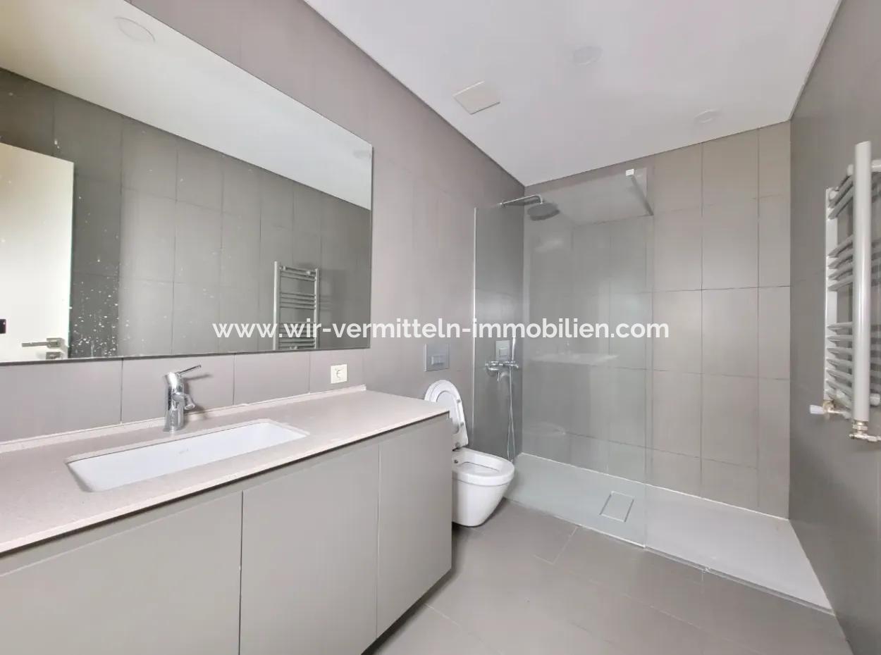 İncek Loft Zum Verkauf 3.5+1 140 M² Wohnung Mit Landschaftsfassade Im 3. Stock