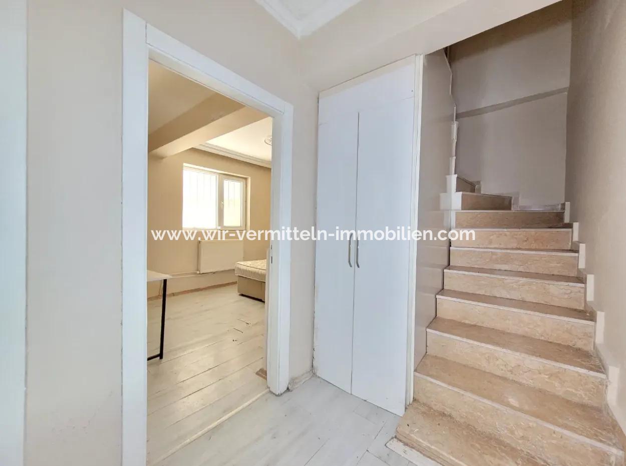 Leeres Etimesgut Alsancak Nachbarschaft Zum Verkauf 2+1 Reverse Duplex