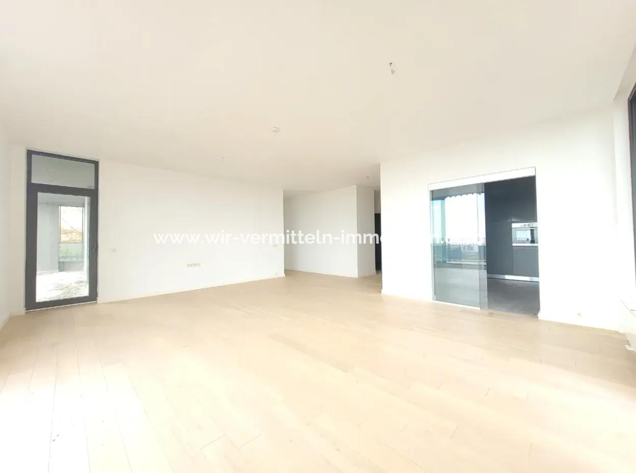 Leeres İncek Loft Zum Verkauf Terrasse 4+1 Blick Auf Mogan 146 M² Wohnung Im 1. Stock