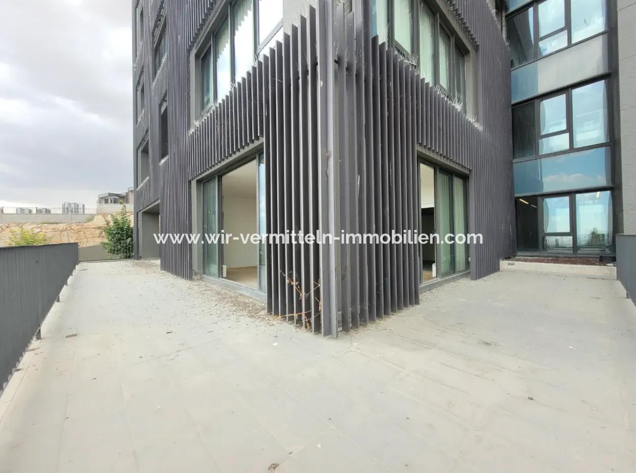 Leeres İncek Loft Zum Verkauf Terrasse 4+1 Blick Auf Mogan 146 M² Wohnung Im 1. Stock