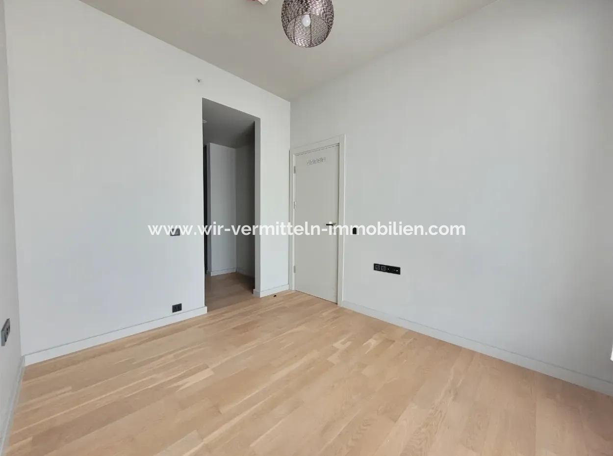 İncek Loft Zum Verkauf 1+1 Wohnung Mit Stadtblick Im 20. Stock
