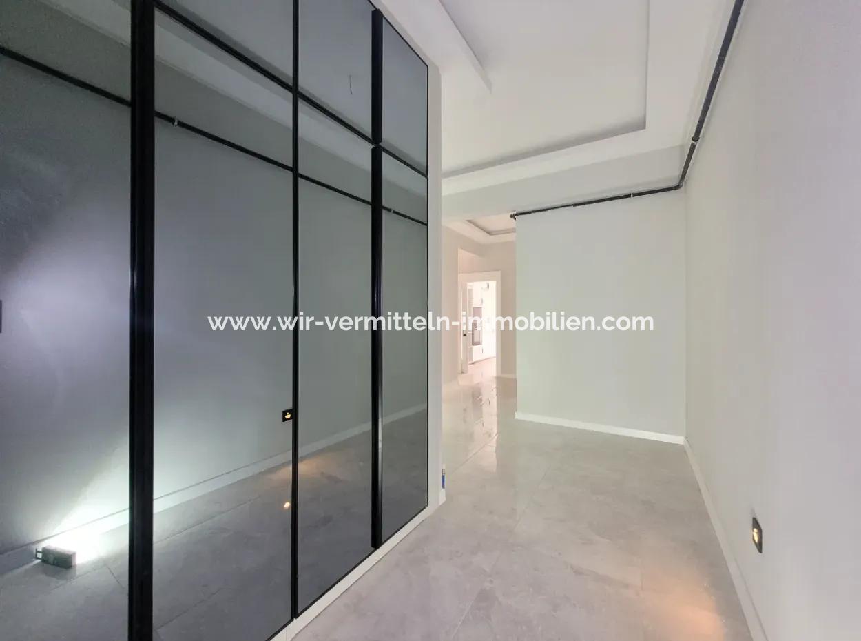 Geeignet Für Staatsbürger. Luxuriöse 200 M² Große Wohnung Im Mittleren Stockwerk Mit Parkblick Im Viertel Bahçelievler, Gölbaşı, Ankara Zu Verkaufen.