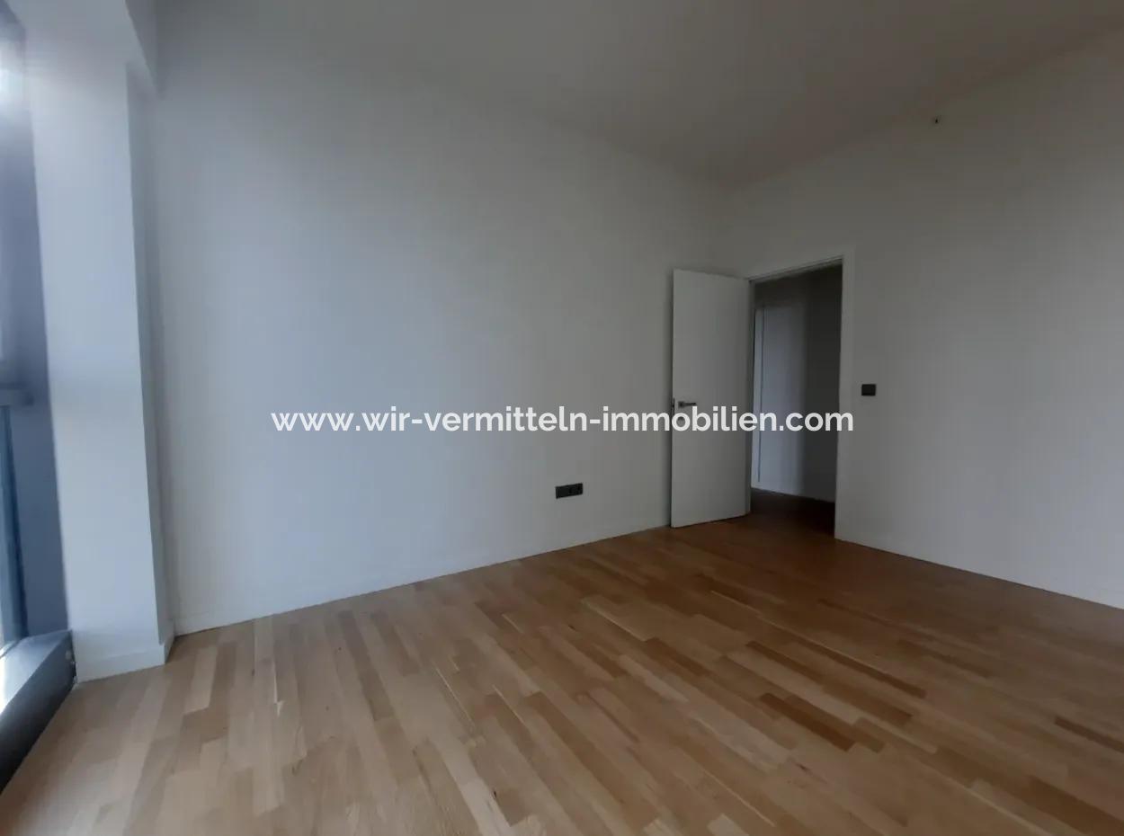3+1 130 M² Wohnung Im 23. Stock Mit Blick Auf Den Boulevard Zum Verkauf Im Loft-Komplex Beytepe İncek Bulvar