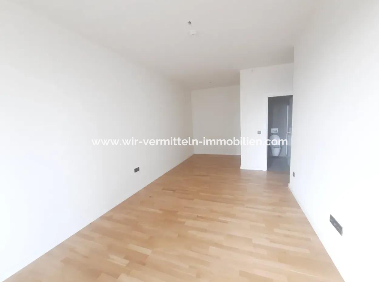 3+1 130 M² Wohnung Im 23. Stock Mit Blick Auf Den Boulevard Zum Verkauf Im Loft-Komplex Beytepe İncek Bulvar