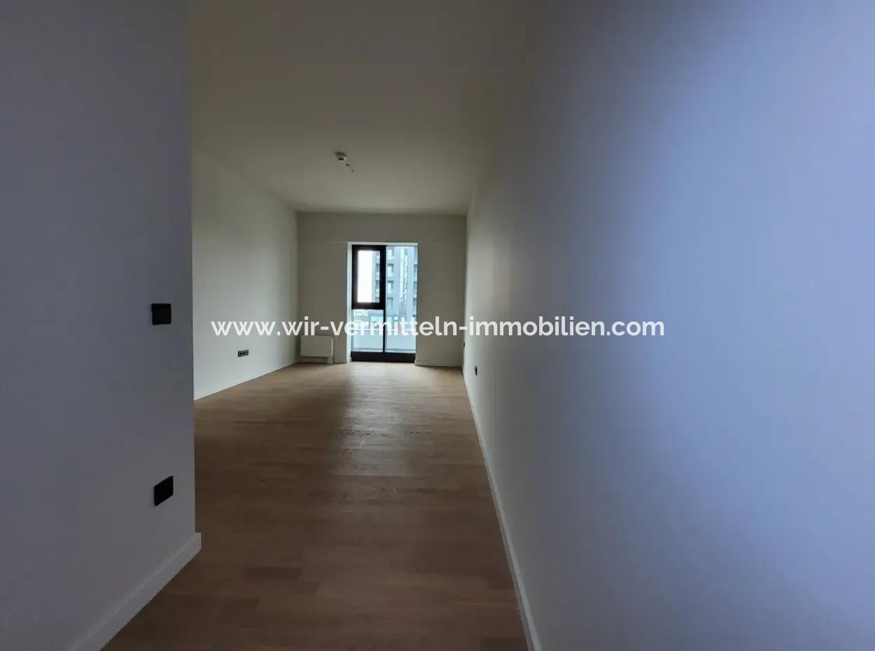 3+1 110 M² Wohnung Im 21. Stock Mit Blick Auf Den Boulevard Zum Verkauf Im Loft-Komplex Beytepe İncek Bulvar