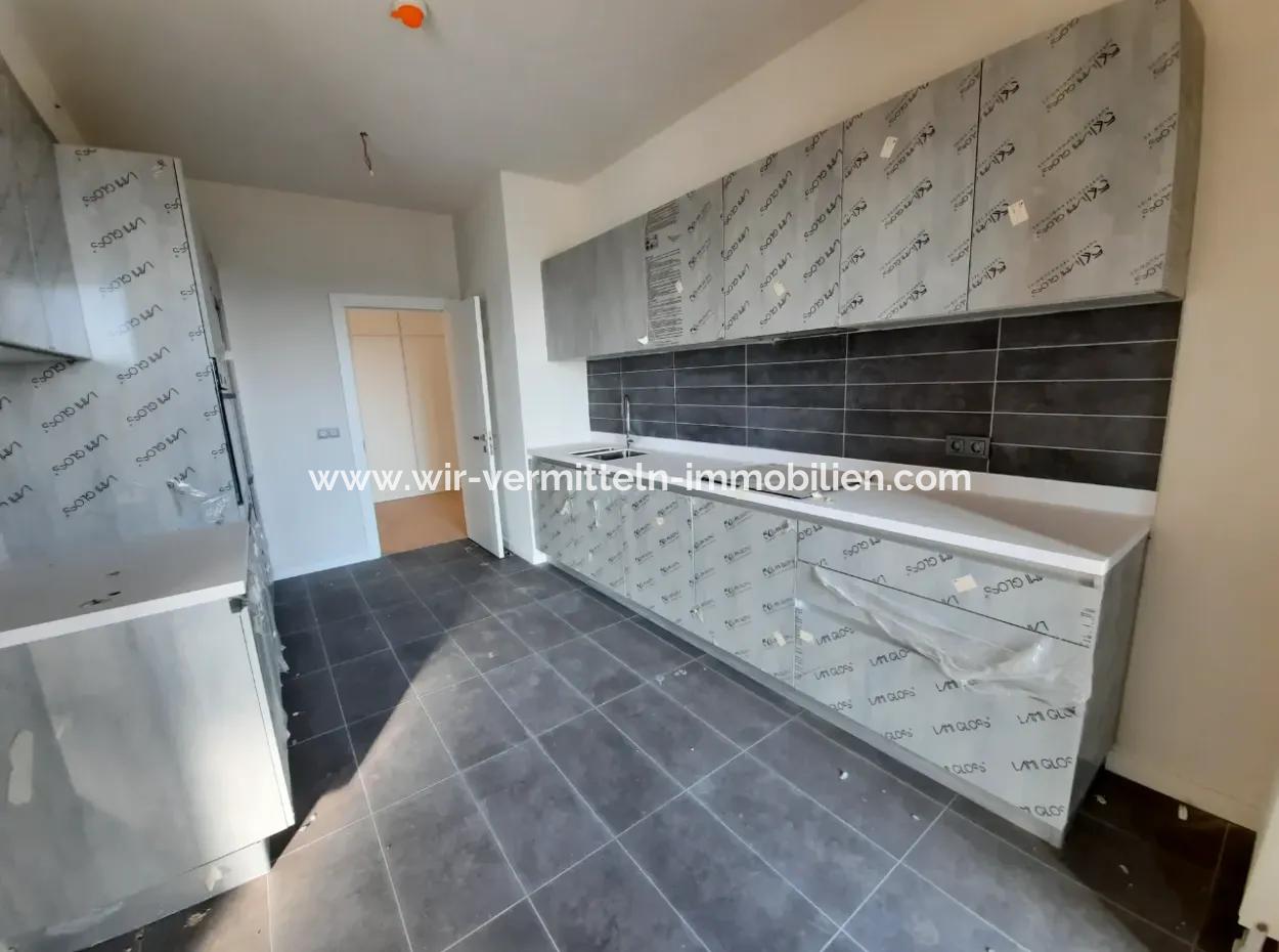 4+1 Mieterlose Wohnung Im 17. Stock Zum Verkauf Im Loft-Komplex Beytepe İncek Bulvar