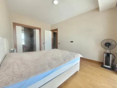 Frei Luxuriös Möbliert İncek Prestige Wohnung Im 18. Stock Zu Vermieten 1+1 62 M²