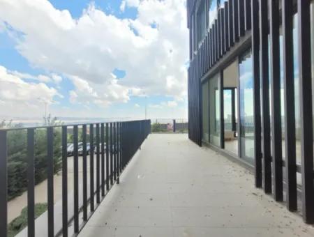 Leeres İncek Loft Zum Verkauf Terrasse 4+1 Blick Auf Mogan 146 M² Wohnung Im 1. Stock