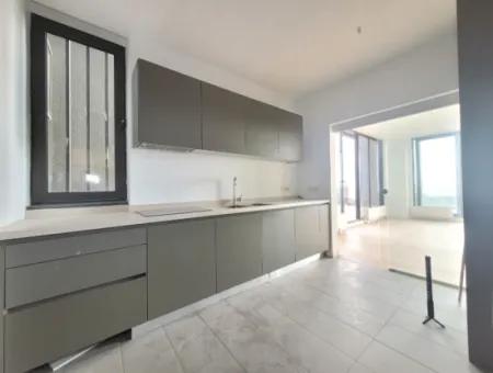 Leeres İncek Loft Zum Verkauf Terrasse 4+1 Blick Auf Mogan 146 M² Wohnung Im 1. Stock
