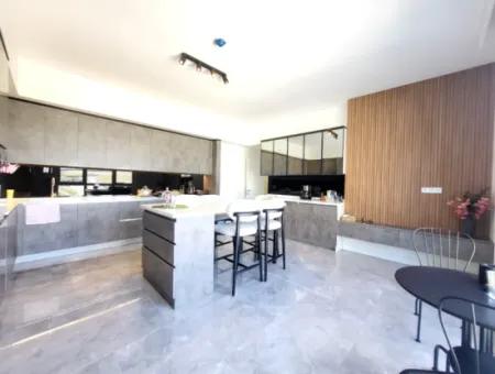 Taşpinar Mah. Faras Panora Luxuriös Gebaute Wohnung Zum Verkauf 4,5+1 Wohnung Im 7. Stock Gölbaşi Ankara