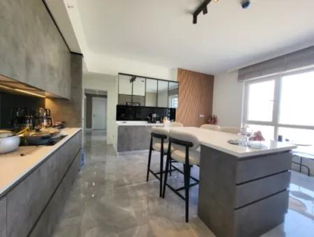 Taşpinar Mah. Faras Panora Luxuriös Gebaute Wohnung Zum Verkauf 4,5+1 Wohnung Im 7. Stock Gölbaşi Ankara