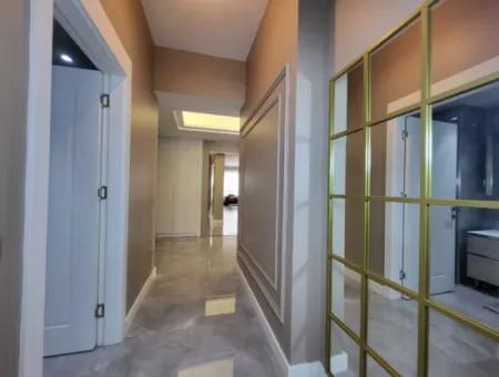 Taşpinar Mah. Faras Panora Luxuriös Gebaute Wohnung Zum Verkauf 4,5+1 Wohnung Im 7. Stock Gölbaşi Ankara