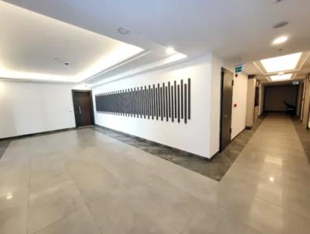 Taşpinar Mah. Faras Panora Luxuriös Gebaute Wohnung Zum Verkauf 4,5+1 Wohnung Im 7. Stock Gölbaşi Ankara