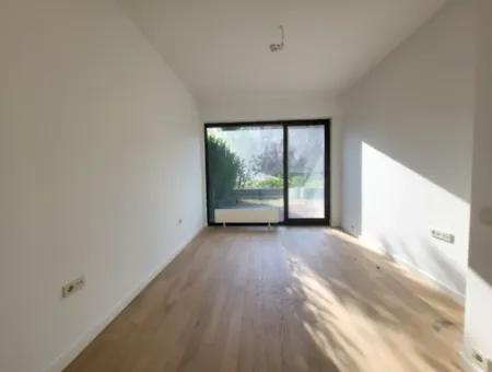 İncek Loft Geeignet Zum Verkauf 2,5+1 Erdgeschoss-Wohnung Mit Landschaftsansicht 2 Gärten
