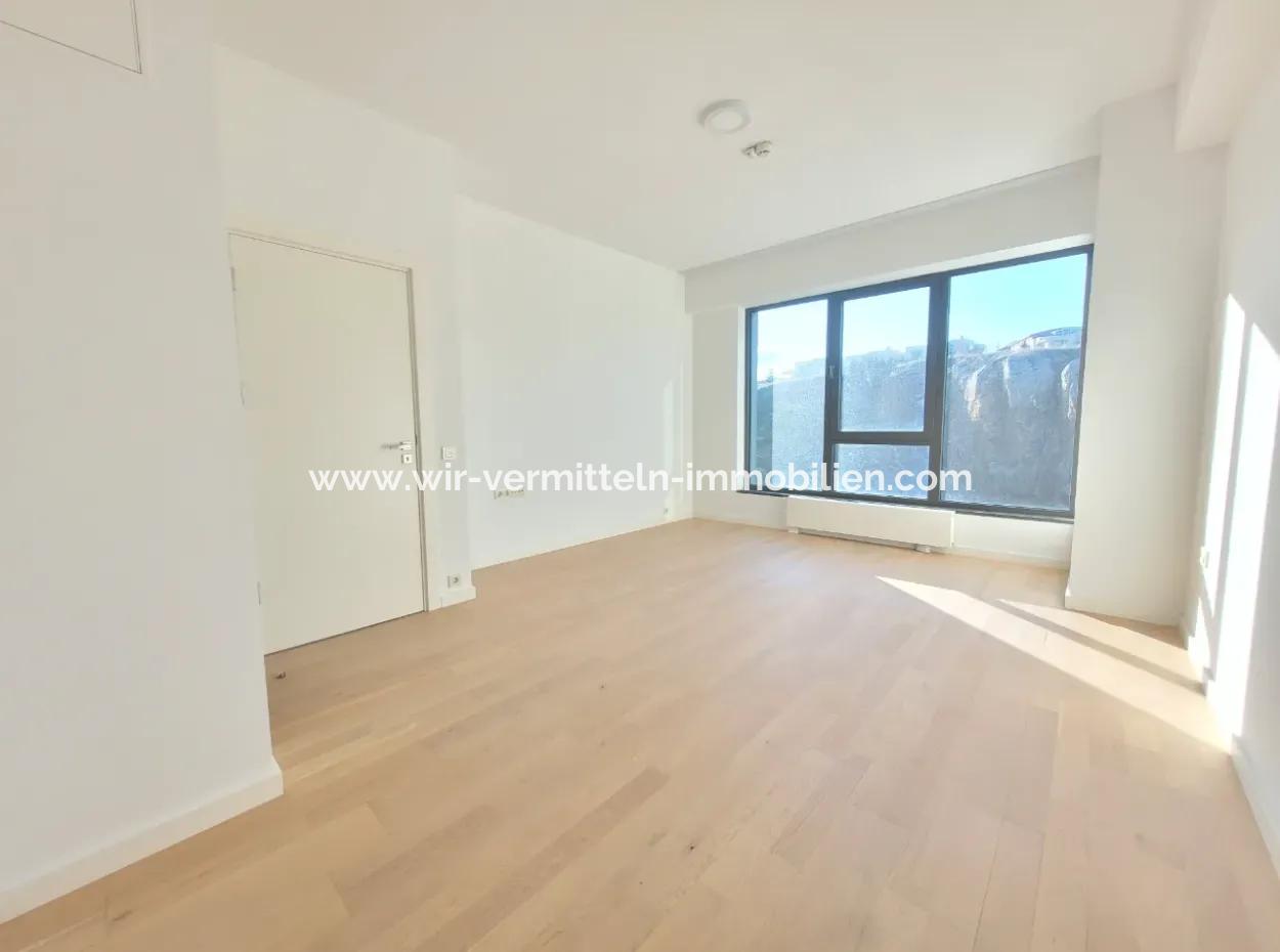 2,5+1 Tenantless Apartment With Landscape View For Sale In İncek Loft Complex