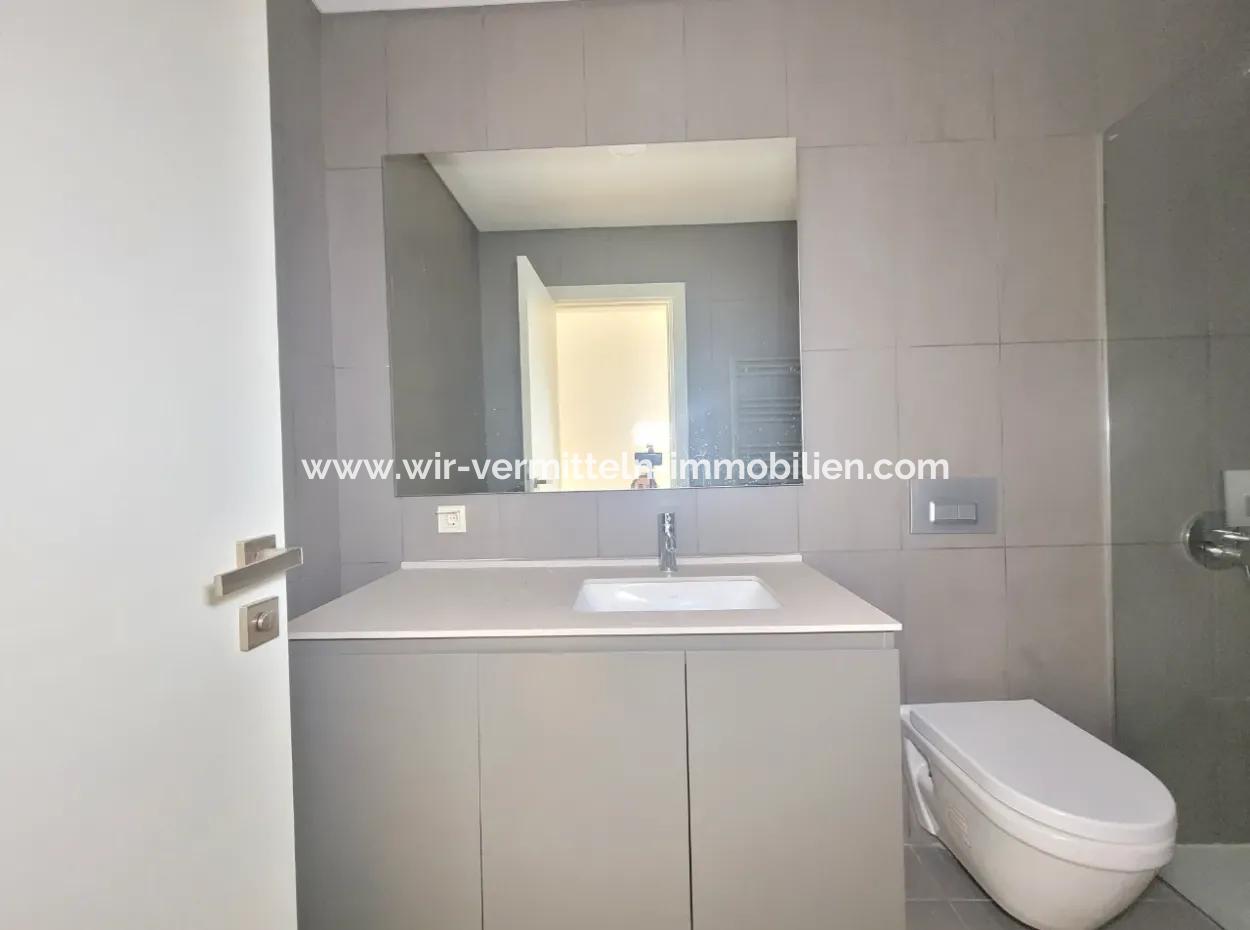 5,5+1 Duplex 5Th Floor Tenantless Apartment With Landscape View For Sale In İncek Loft Complex