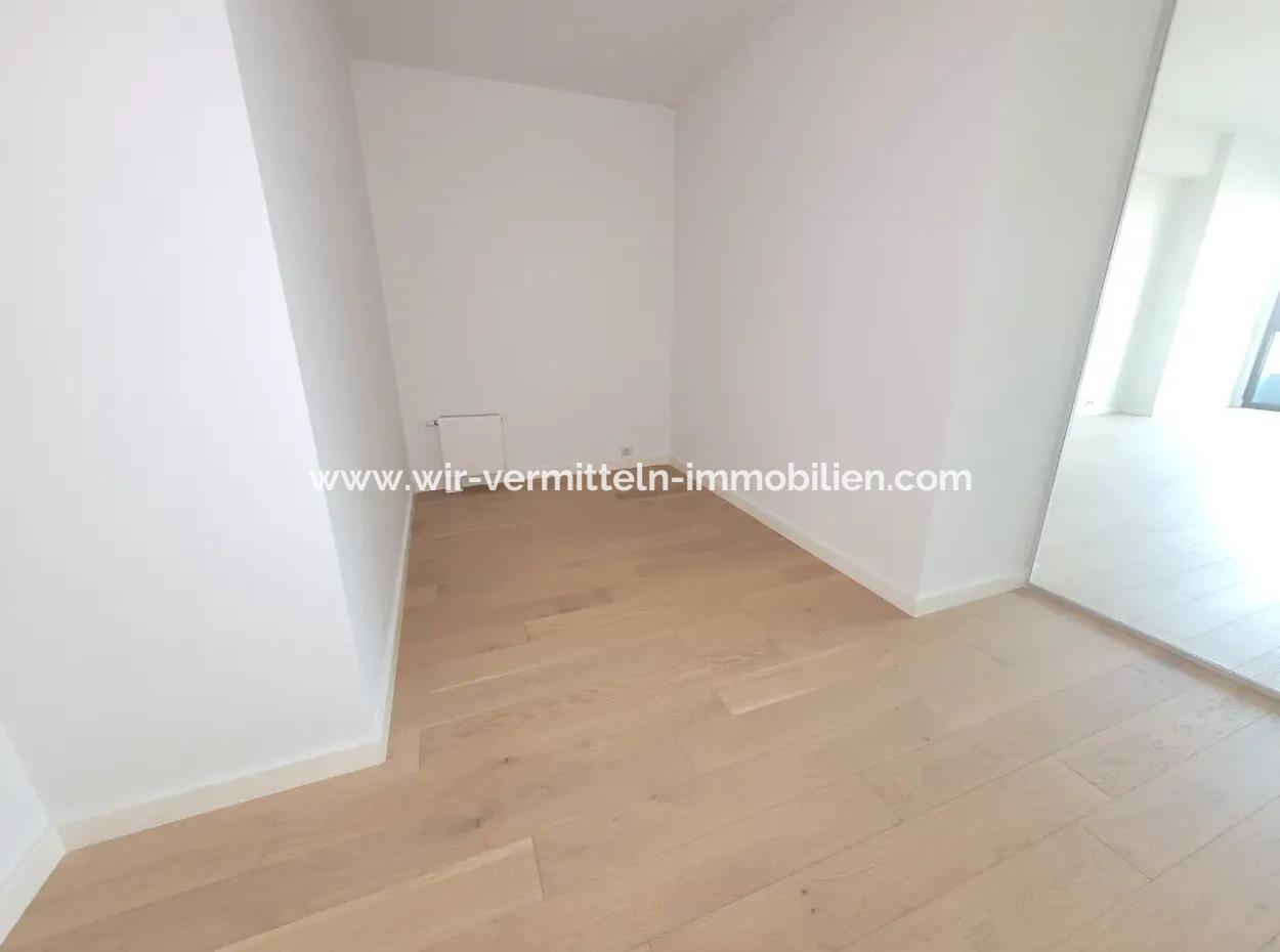 2,5+1 Tenantless Apartment With Landscape View For Sale In İncek Loft Complex