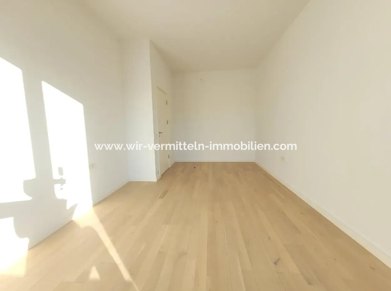 2,5+1 Tenantless Apartment With Landscape View For Sale In İncek Loft Complex