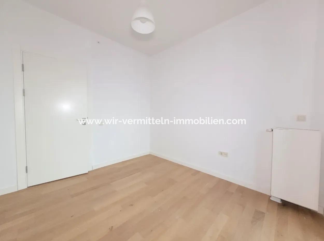 İncek Loft For Rent 2+1 85 M² 4Th Floor Mogan Facade Apartment