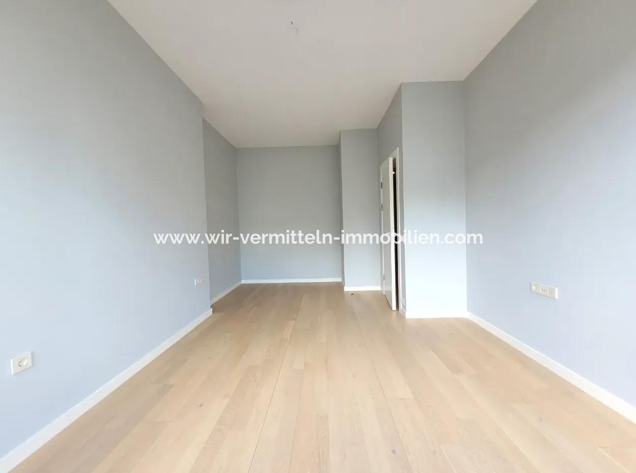 Empty İncek Loft 3+1 Garden Duplex Landscape View Apartment For Sale In Gölbaşı - Ankara -Turkey