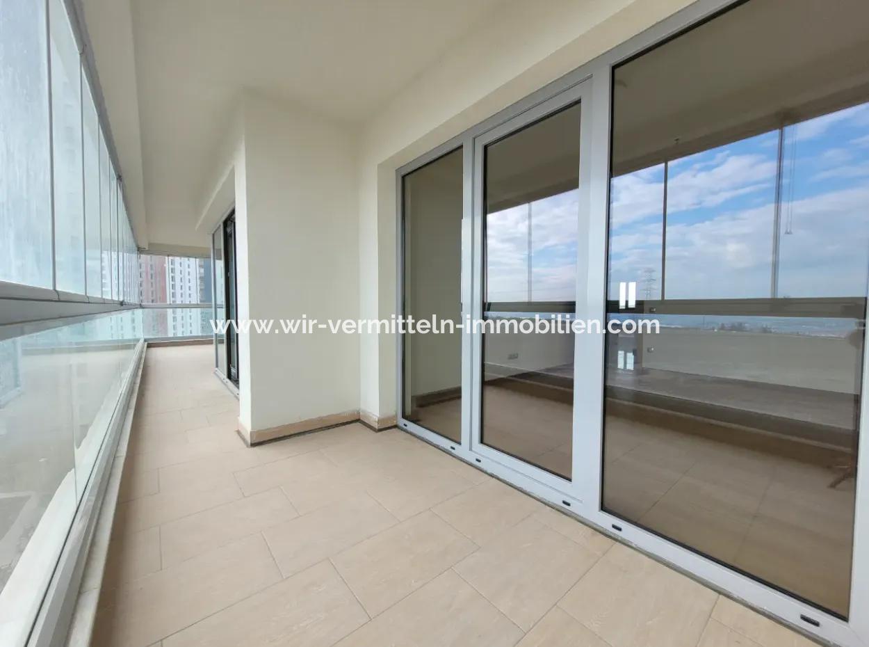 4+1 207 M² Lake View Apartment For Sale In Vacant İncek Nata