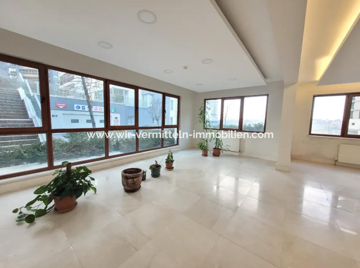 4+1 207 M² Lake View Apartment For Sale In Vacant İncek Nata