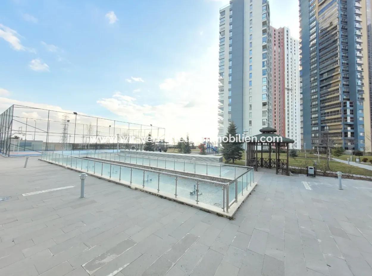 4+1 207 M² Lake View Apartment For Sale In Vacant İncek Nata