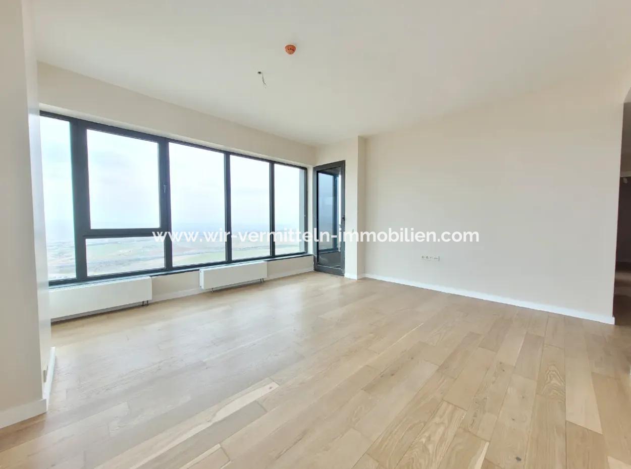 İncek Loft For Sale 2+1 85 M² 22Nd Floor Mogan Facade Apartment