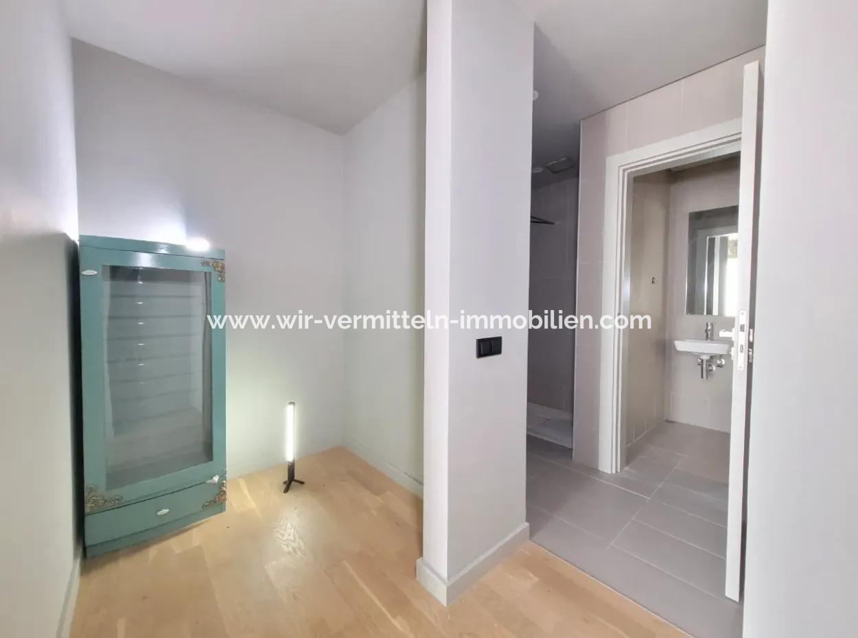 İncek Loft 1+1 14Th Floor Apartment With City View For Rent