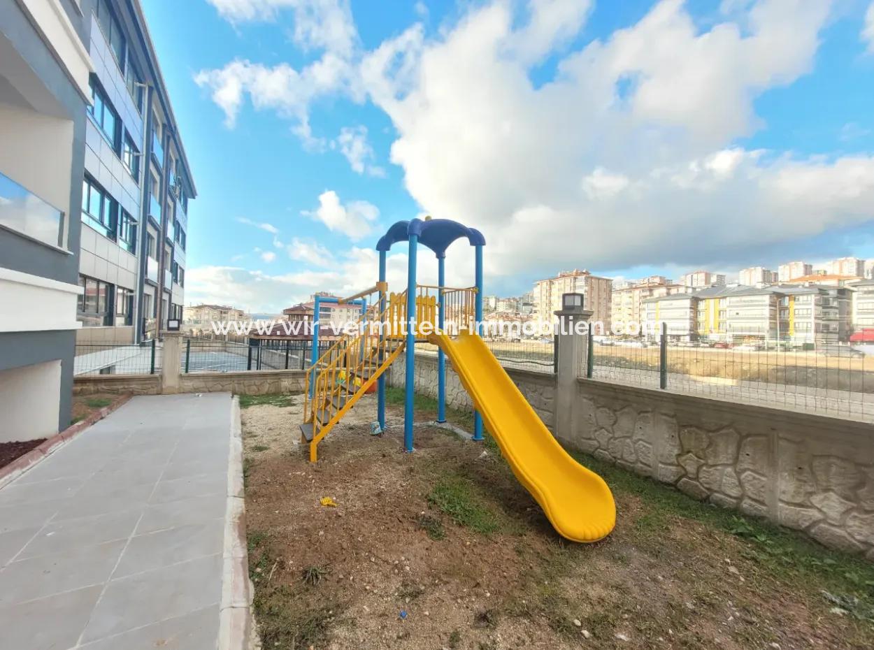 Suitable For Citizenship Luxury 200 M² Apartment For Sale On An Intermediate Floor With Park View In Bahçelievler Neighborhood, Gölbaşı, Ankara,