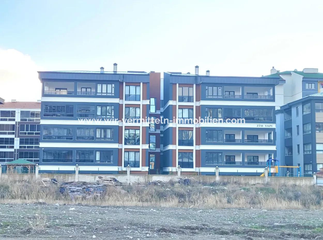 Suitable For Citizenship Luxury 200 M² Apartment For Sale On An Intermediate Floor With Park View In Bahçelievler Neighborhood, Gölbaşı, Ankara,