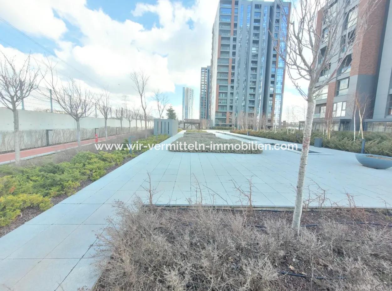 For Rent Beytepe İncek Bulvar Loft For Sale 1+1 45 M² 18Th Floor Flat