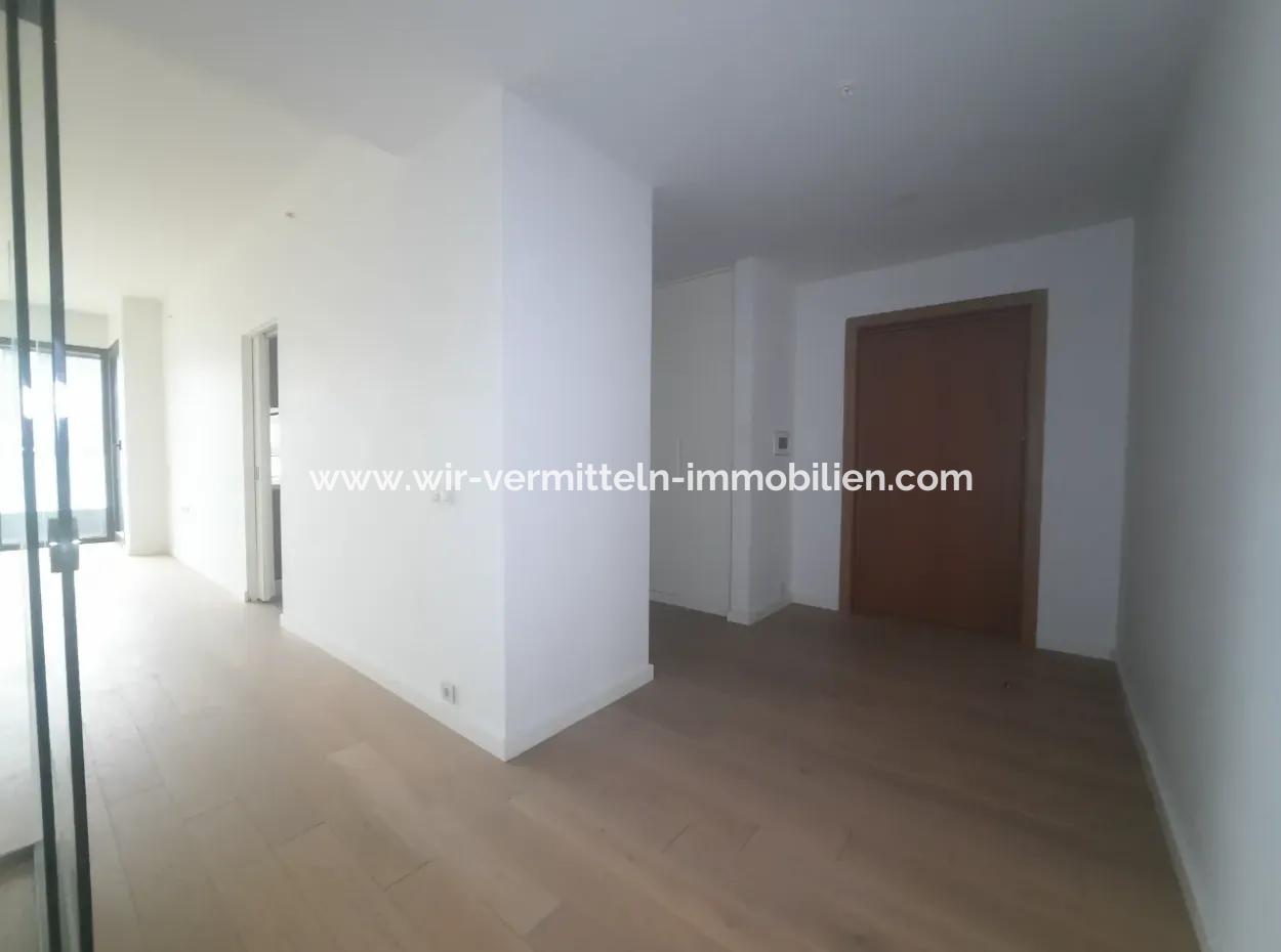 2,5+1 Tenantless Apartment With Landscape View For Sale In İncek Loft Complex