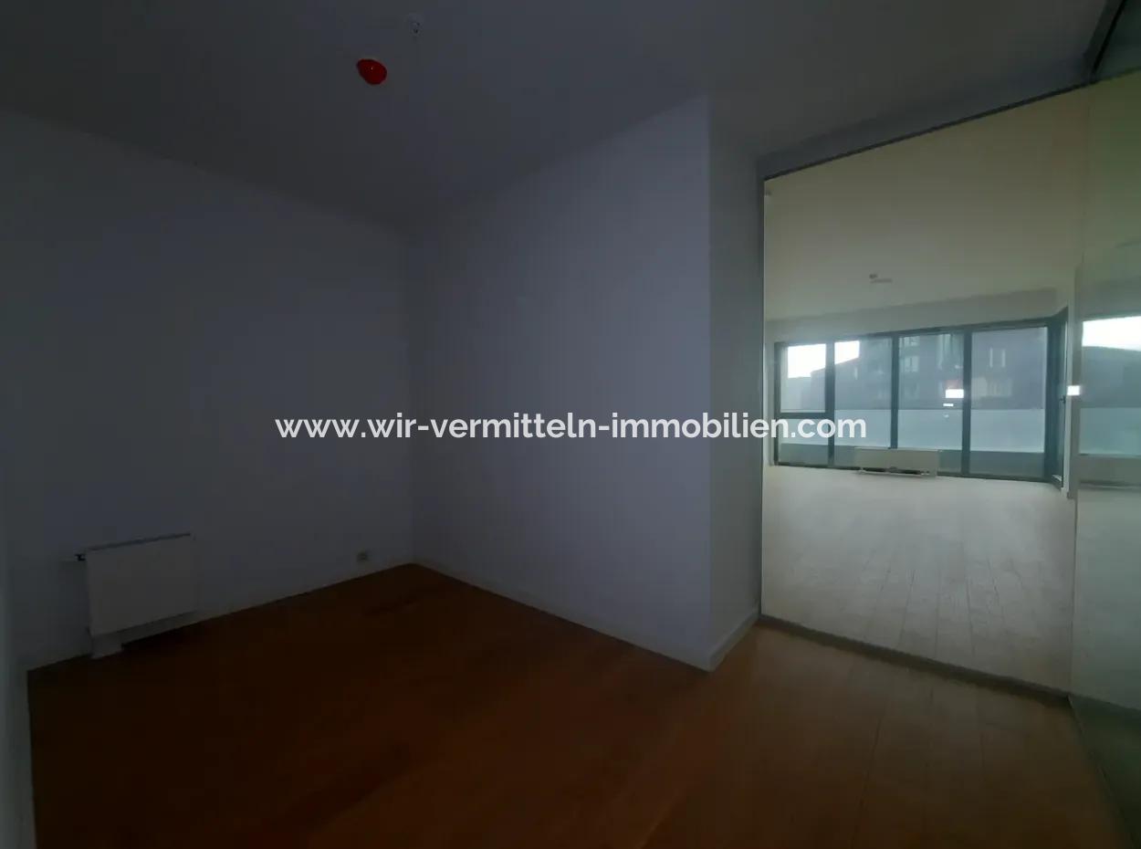 2,5+1 Tenantless Apartment With Landscape View For Sale In İncek Loft Complex