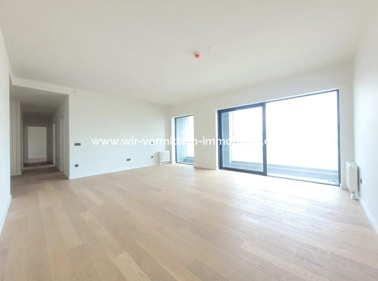 110 M2 2+1 6St Floor Tenantless Apartment For Sale In Beytepe İncek Bulvar Loft Complex