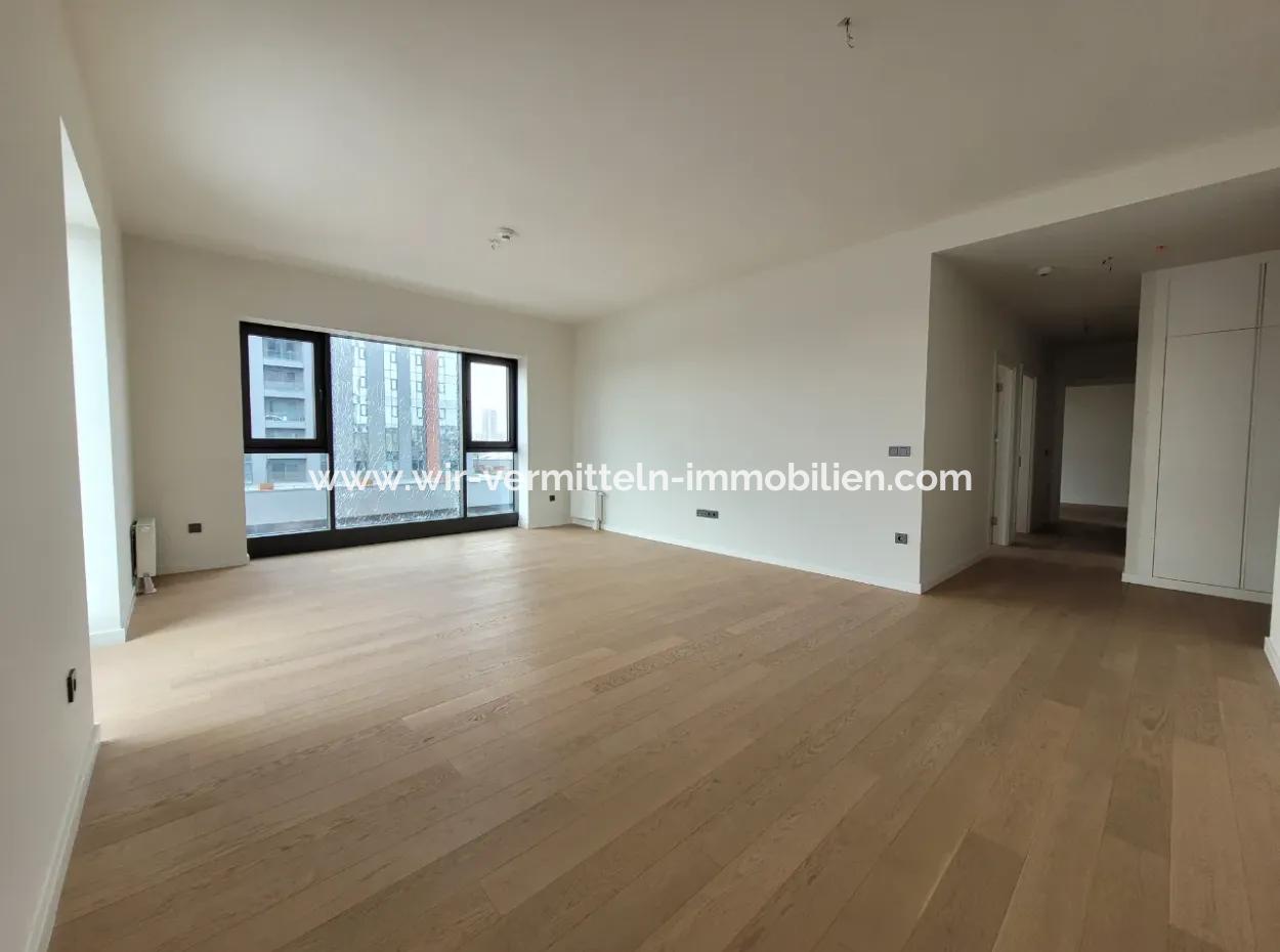 3+1 110M² 18Th Floor Park View Apartment For Sale In Beytepe İncek Bulvar Loft Complex