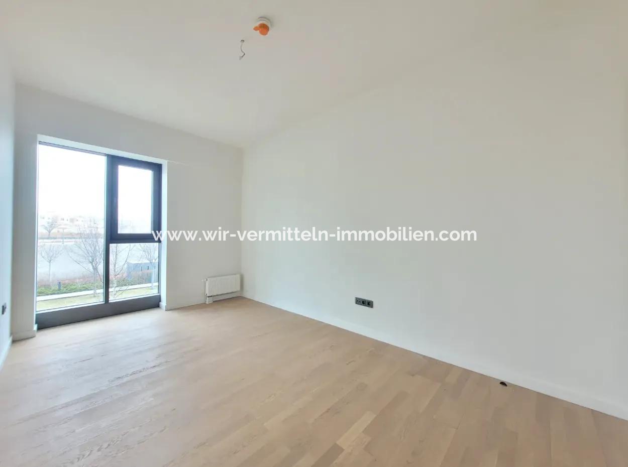 110 M2 2+1 3St Floor Tenantless Apartment For Sale In Beytepe İncek Bulvar Loft Complex