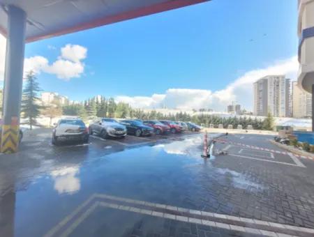 Vacant Luxury Furnished İncek Prestige  18Th Floor Apartment For Rent 1+1 62 M²