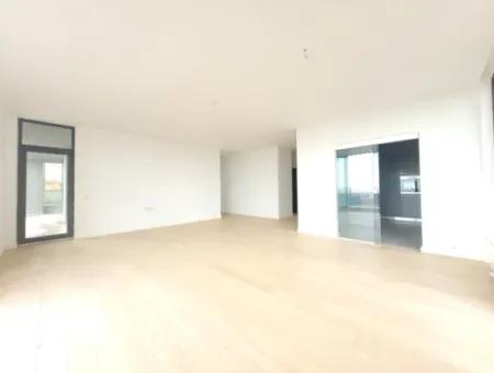 Empty İncek Loft For Sale Terrace 4+1 Mogan View 146 M² 1St Floor Apartment