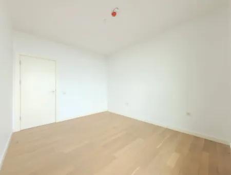 Empty İncek Loft For Sale Terrace 4+1 Mogan View 146 M² 1St Floor Apartment