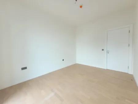 4+1 6Th Floor Tenantless Apartment For Sale In Beytepe İncek Bulvar Loft Complex