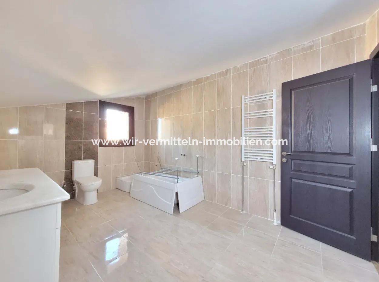 Bilkent 3 Ufuk Sitesi Yanında Caner Sitesinde Kiralık Lüks 6+2 Villa