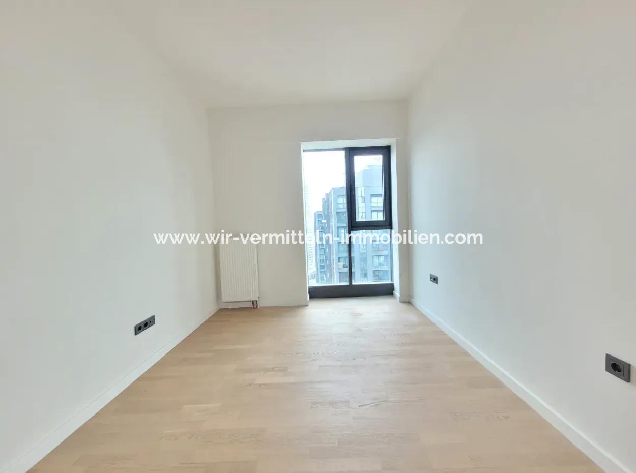 Beytepe İncek Bulvar Loft Satılık 4+1 20.Kat Park Manzaralı Güney Cephe  Daire