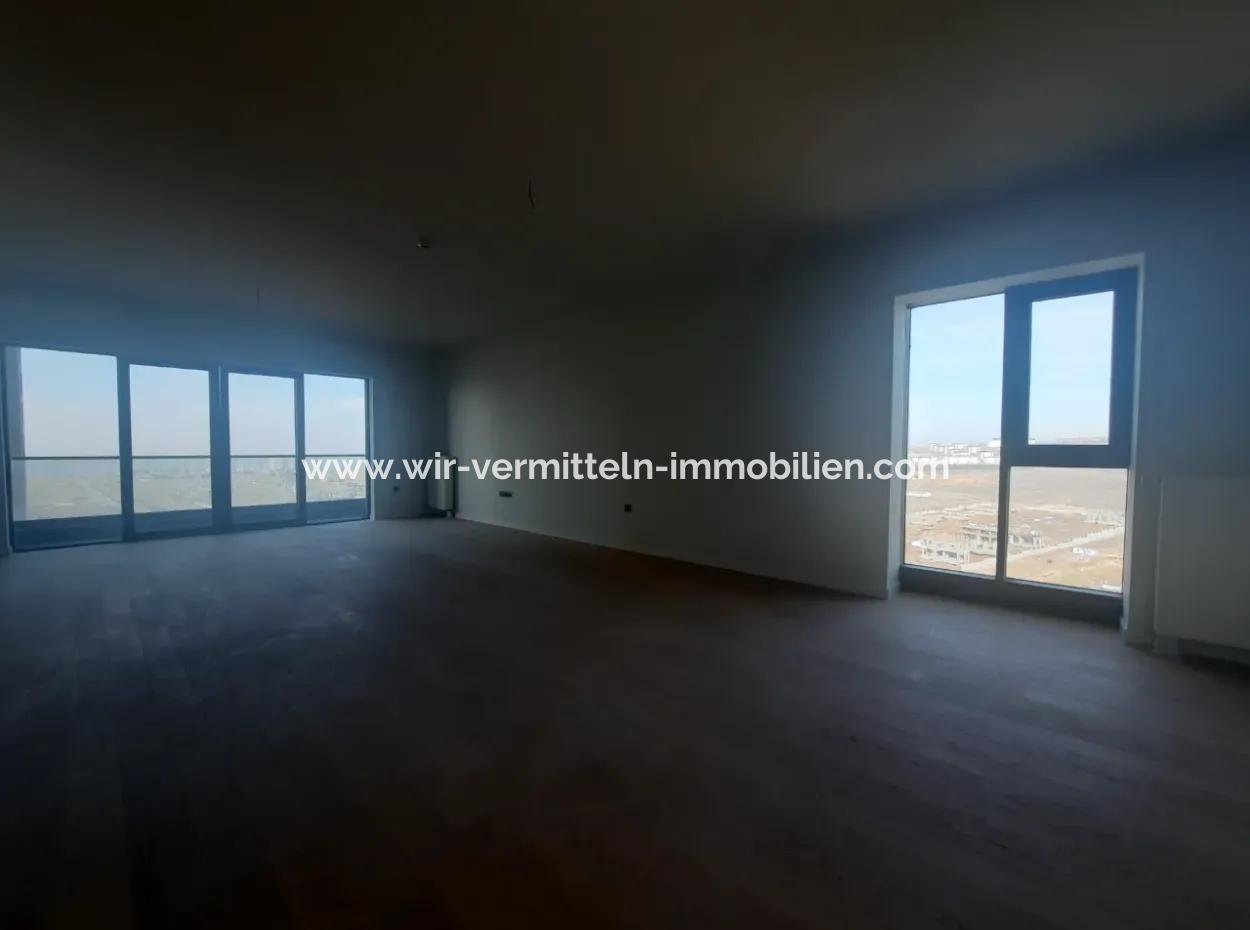 Beytepe İncek Bulvar Loft Satılık 5+1 15.Kat Kiracısız Daire