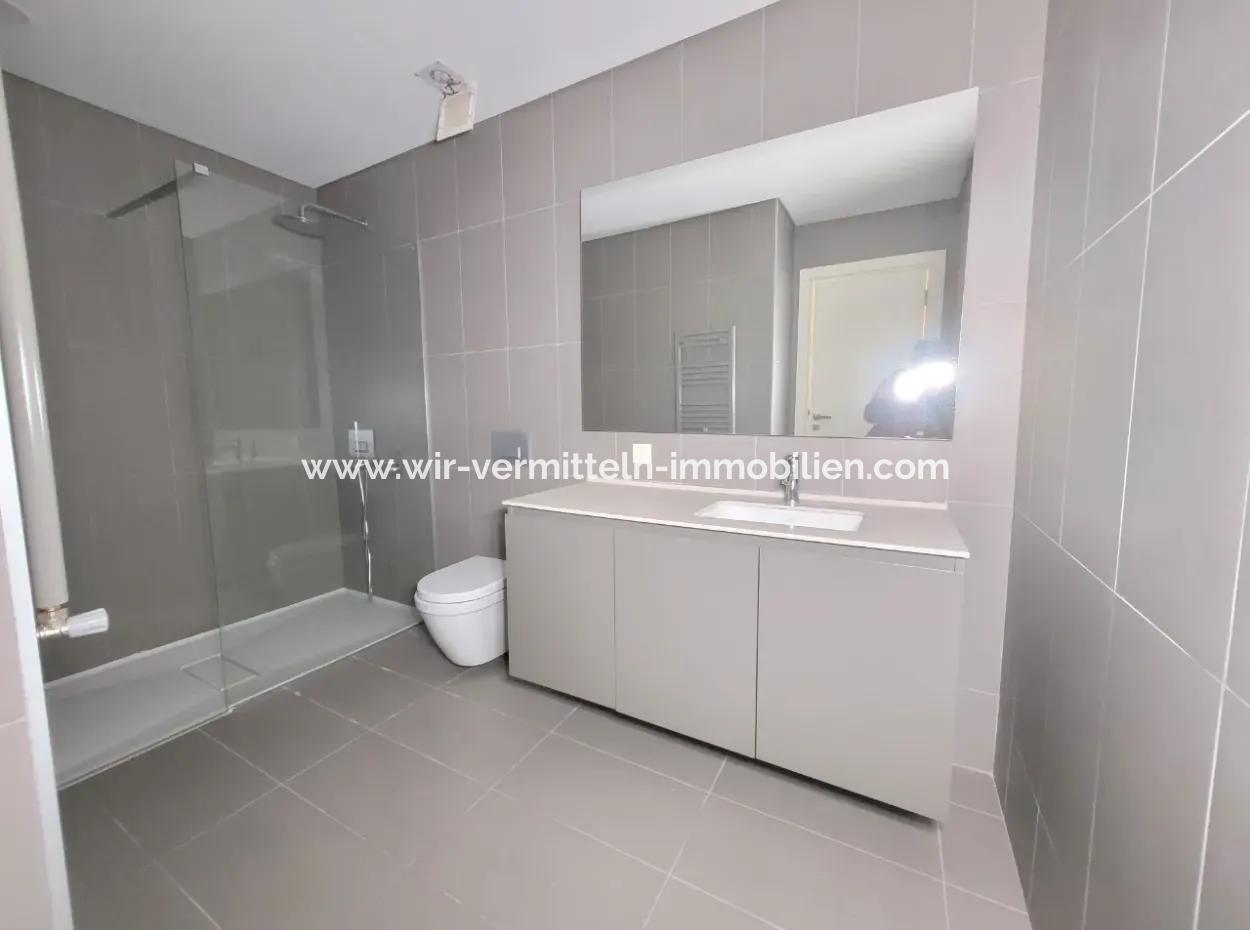 Boş Krediye Uygun İncek Loft Satılık 2,5+1 Peyzaj Manzaralı 1.Kat Daire