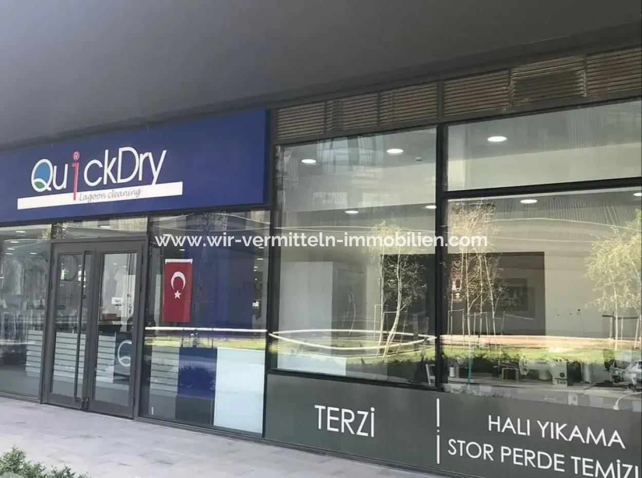 Boş Krediye Uygun İncek Loft Satılık 2,5+1 Peyzaj Manzaralı Kiracısız 2.Kat Daire