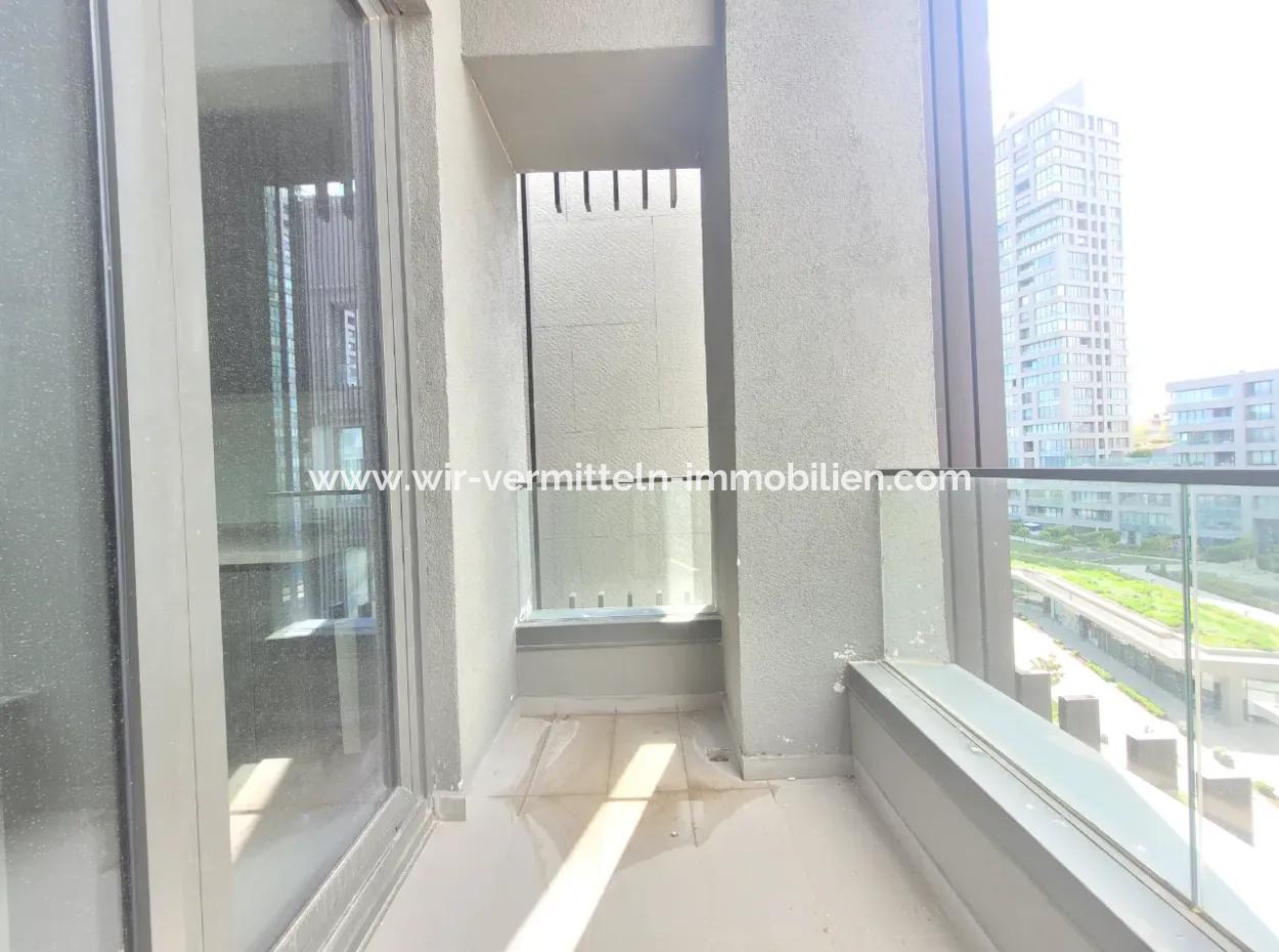 İncek Loft Satılık  5.5+1 Dubleks  Peyzaj Manzaralı 4.Kat Kiracısız Daire